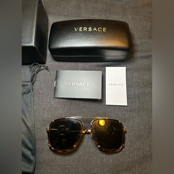 Versace sunglasses - Picture 2 of 14